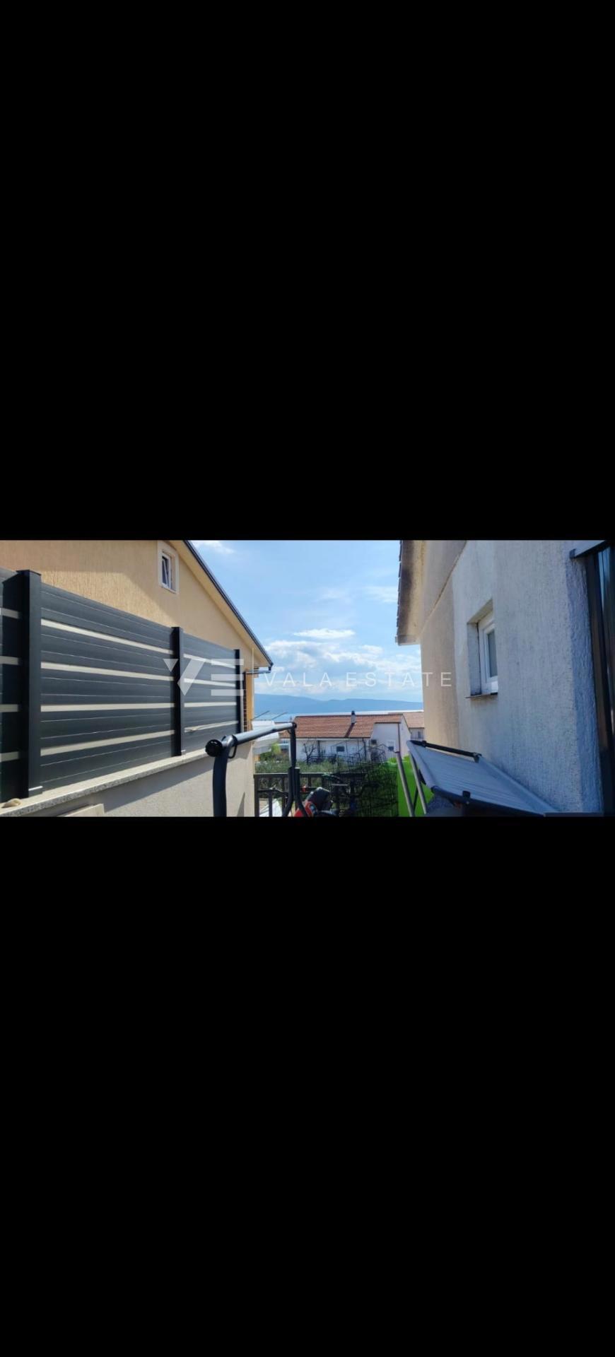 ENOSOBNI APARTMA NA MIRNI LOKACIJI