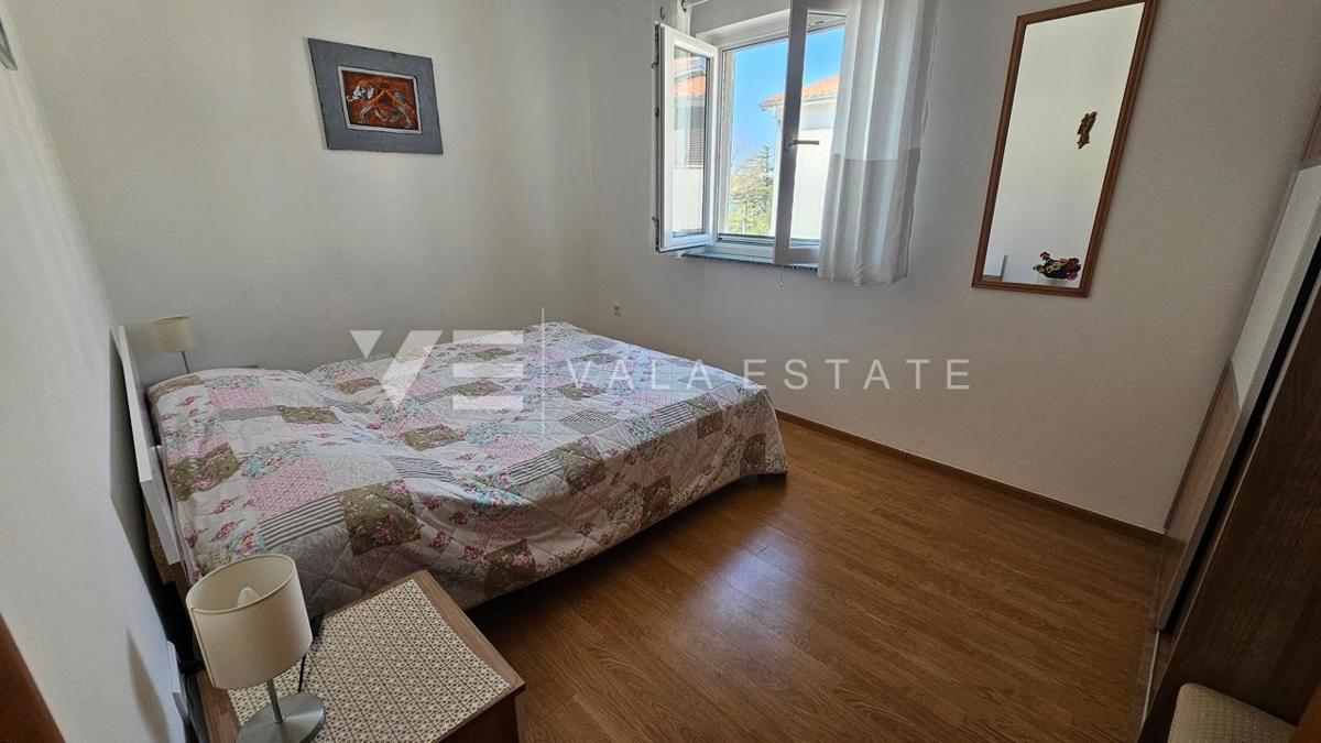 APARTMA S POGLEDOM NA MORJE V BLIZINI PLAŽE