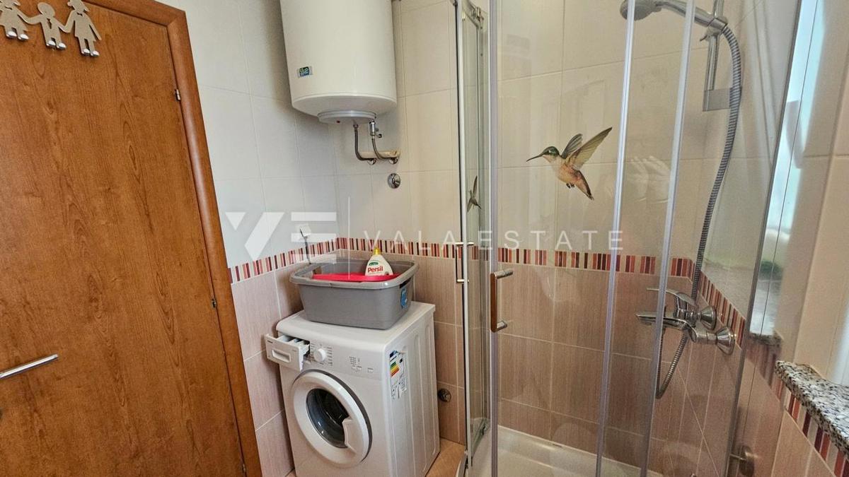 APARTMA S POGLEDOM NA MORJE V BLIZINI PLAŽE