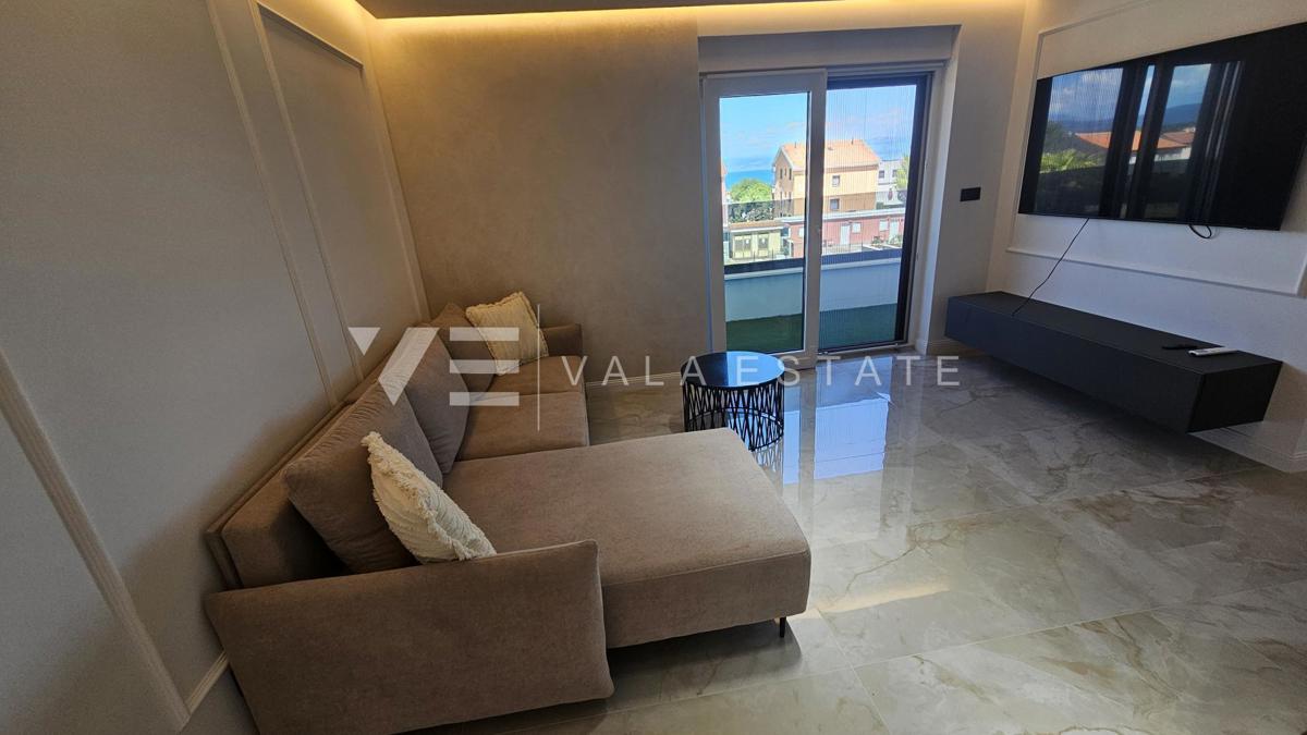 NOVOZGRAJENI APARTMA Z POGLEDOM NA MORJE