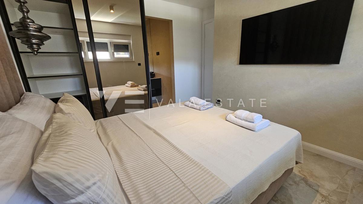 NOVOZGRAJENI APARTMA Z POGLEDOM NA MORJE