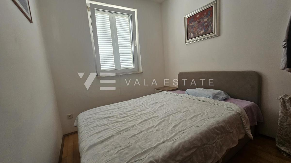 APARTMA Z POGLEDOM NA MORJE V BLIŽINI PLAŽE
