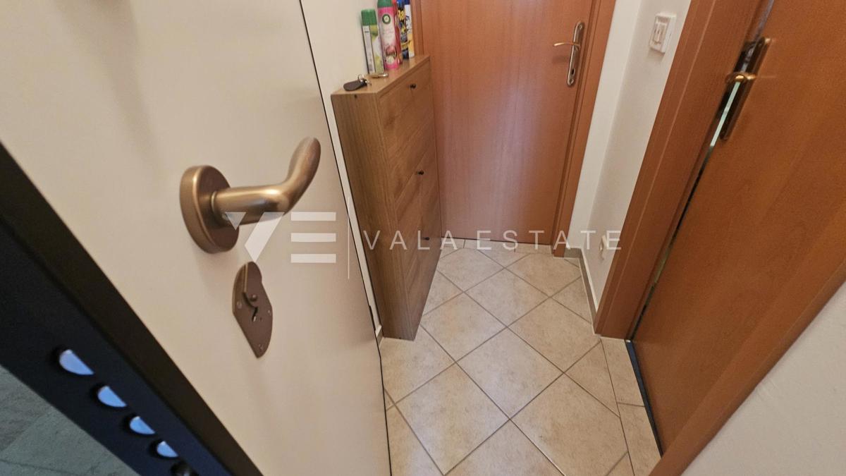 APARTMA Z POGLEDOM NA MORJE V BLIŽINI PLAŽE