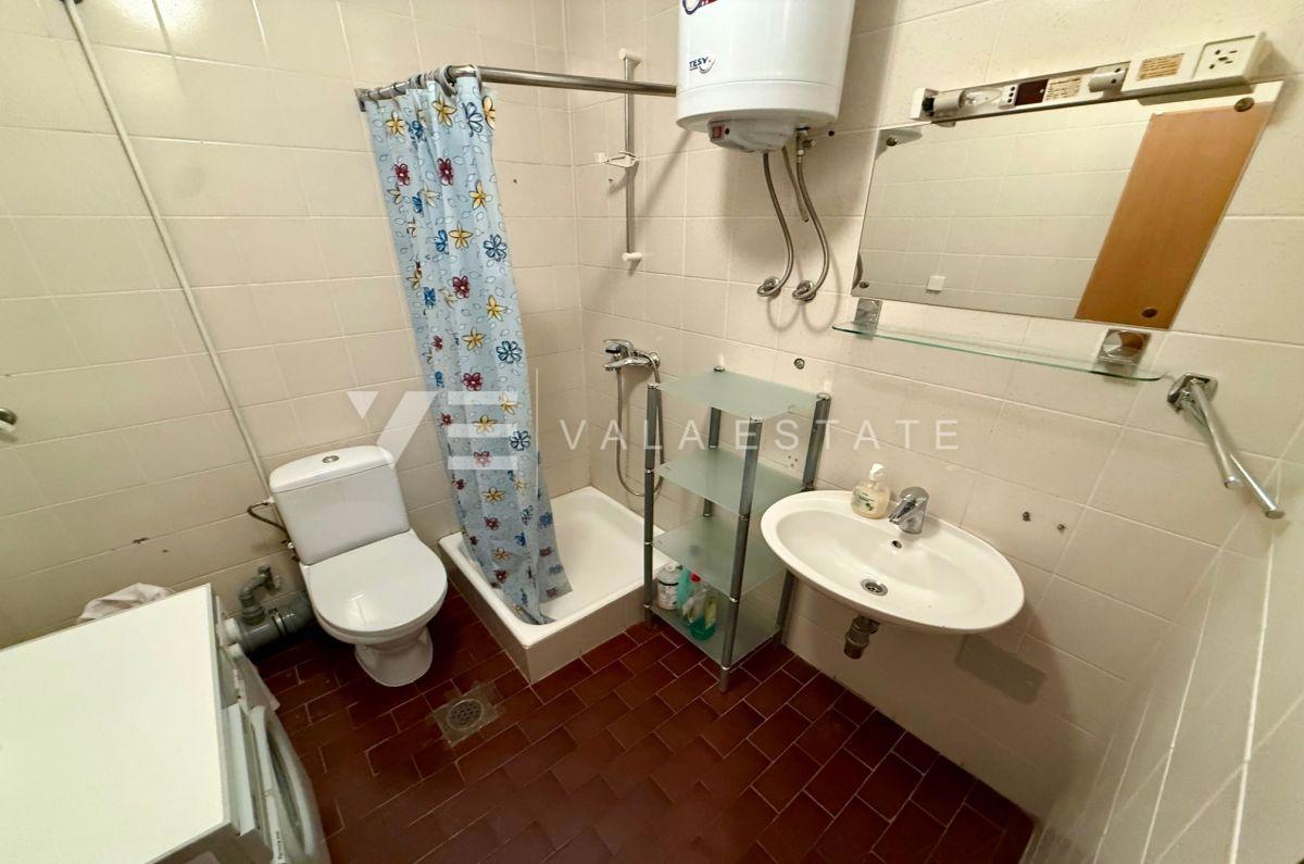 ENOSOBNI APARTMA V BLIŽINI ČUDOVITIH PLAŽ