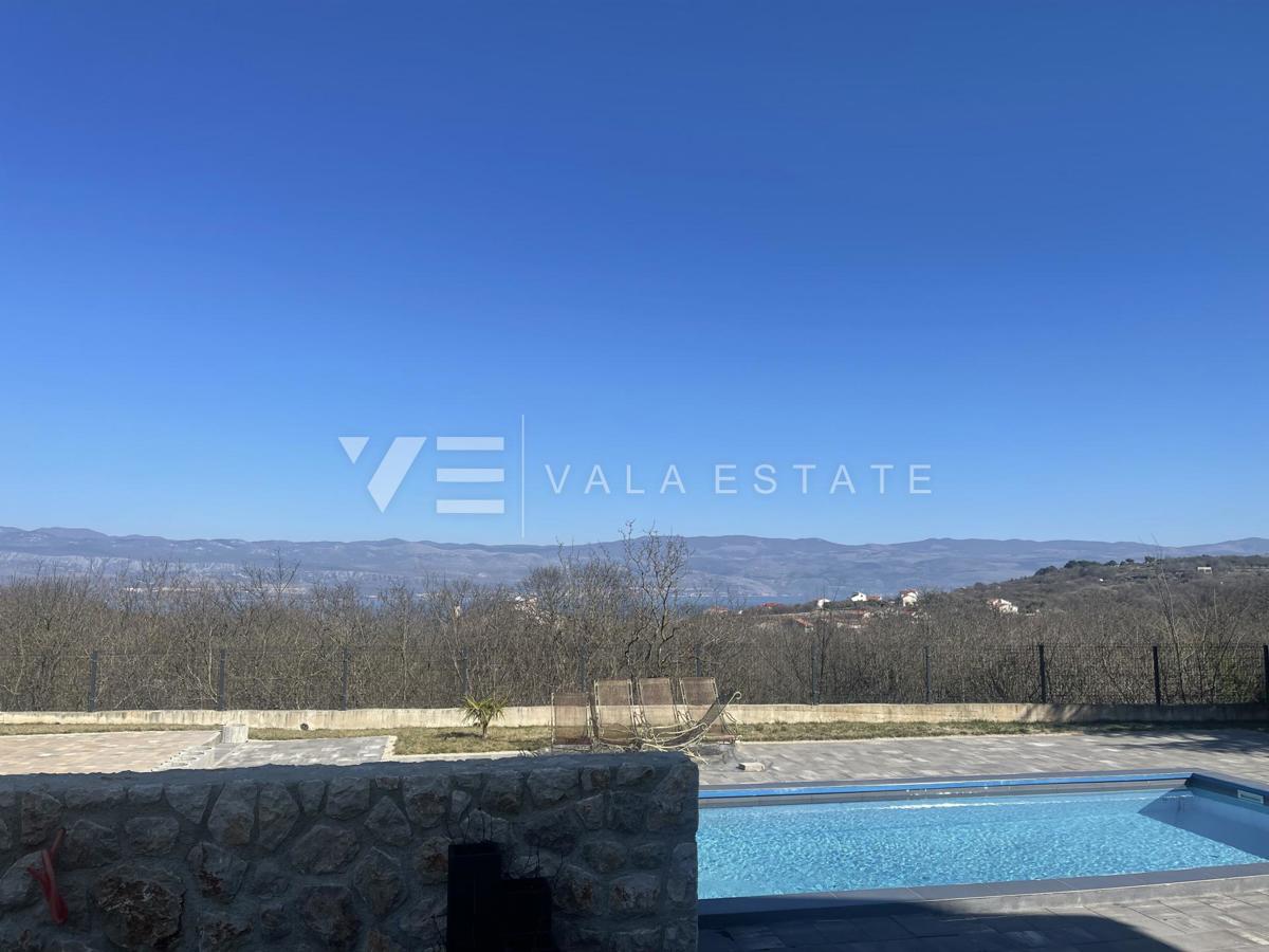 NOVA SAMOSTOJNA HIŠA Z BAZENOM IN POGLEDOM NA MORJE