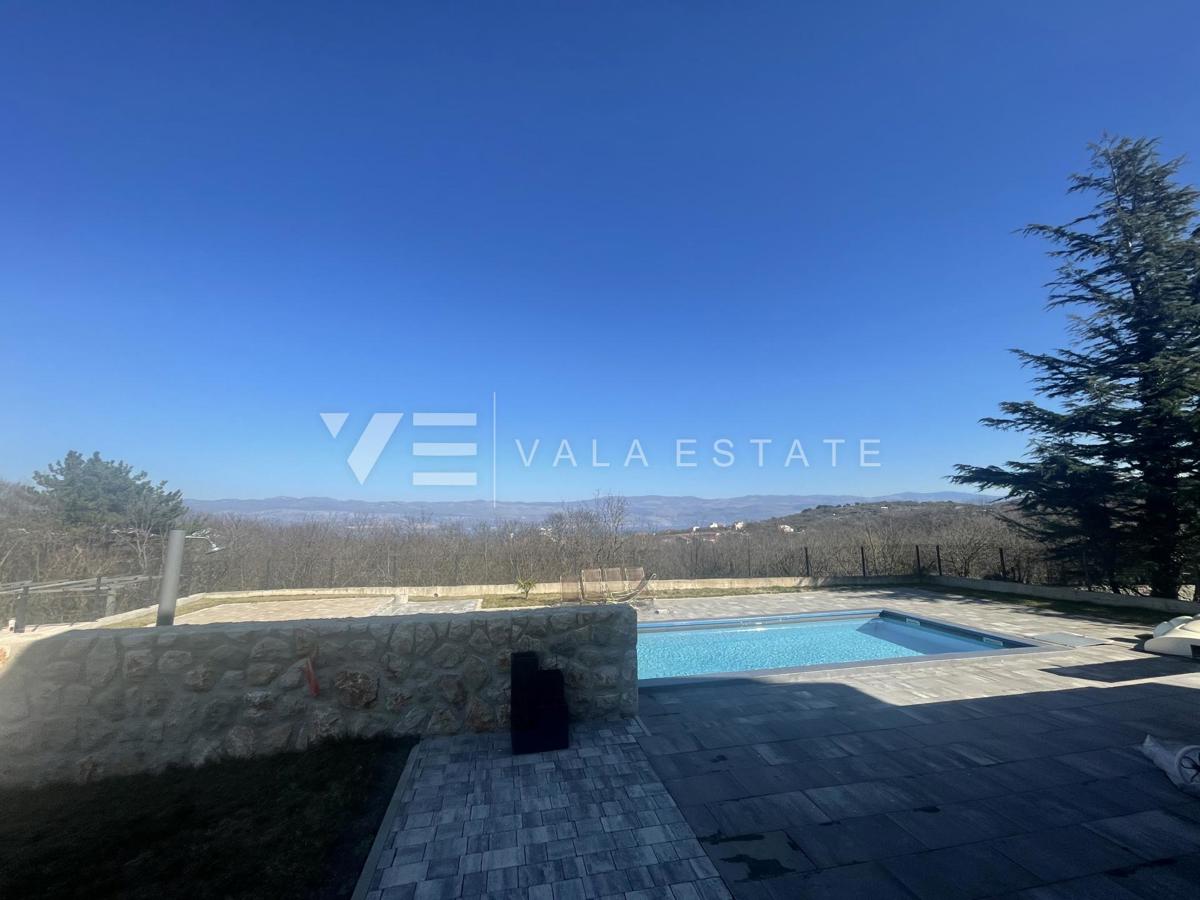 NOVA SAMOSTOJNA HIŠA Z BAZENOM IN POGLEDOM NA MORJE