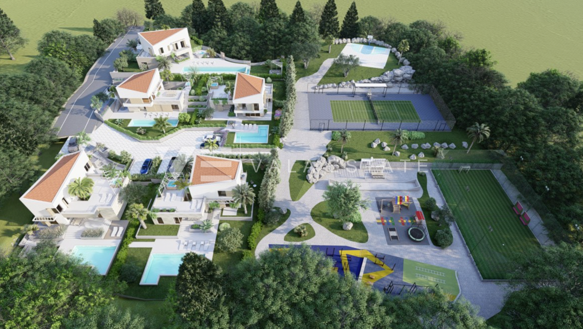 RAZKOŠNA VILLA Z BAZENOM IN POGLEDOM NA MORJE