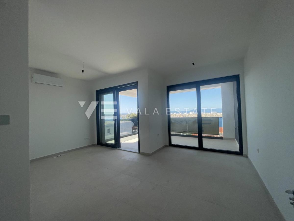 NOVOZGRAJENI APARTMA Z POGLEDOM NA MORJE SAMO 200 M OD PLAŽE