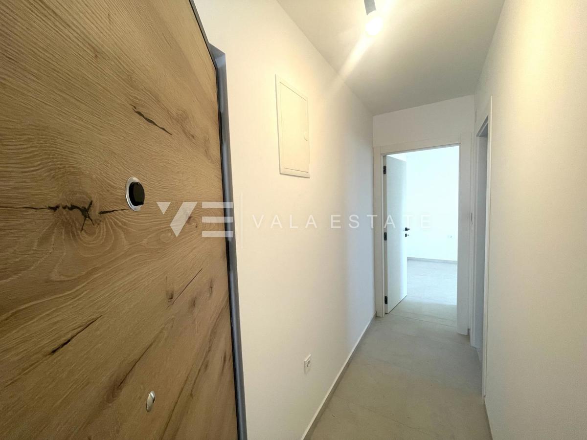 NOVOZGRAJENI APARTMA Z POGLEDOM NA MORJE SAMO 200 M OD PLAŽE