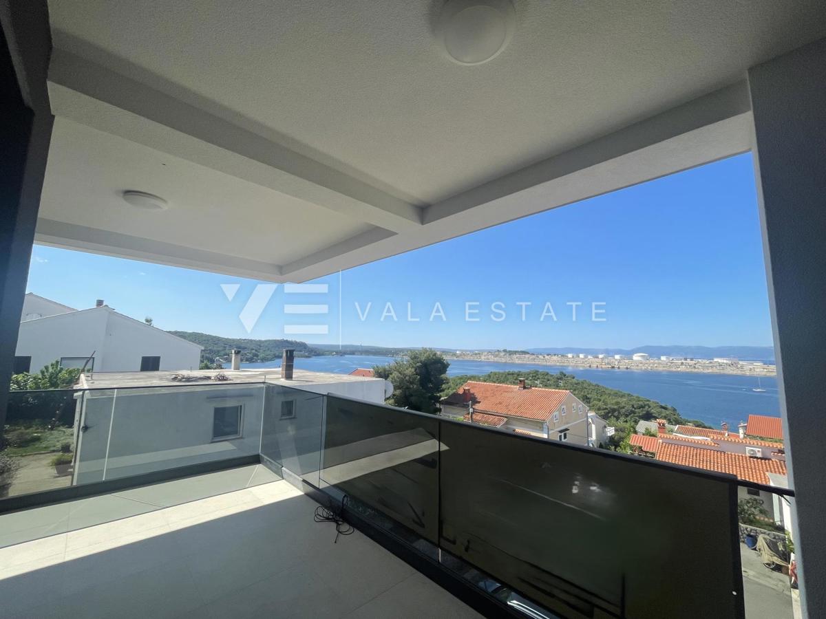 NOVOZGRAJENI APARTMA Z POGLEDOM NA MORJE SAMO 200 M OD PLAŽE