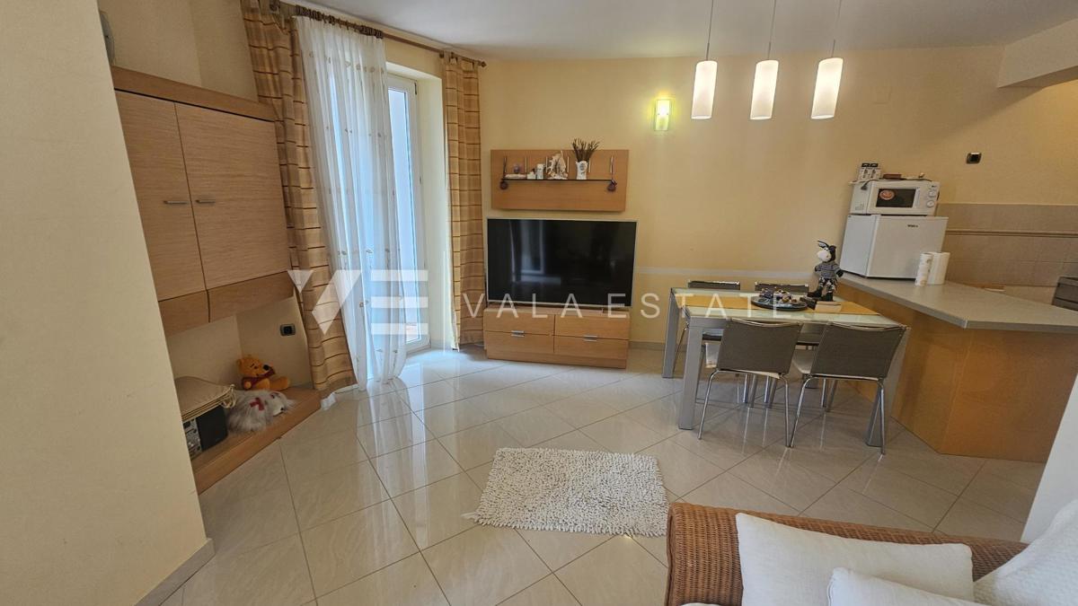 OPREMLJENO STANOVANJE V BLIŽINI MORJA IN ČUDOVITIH PLAŽ