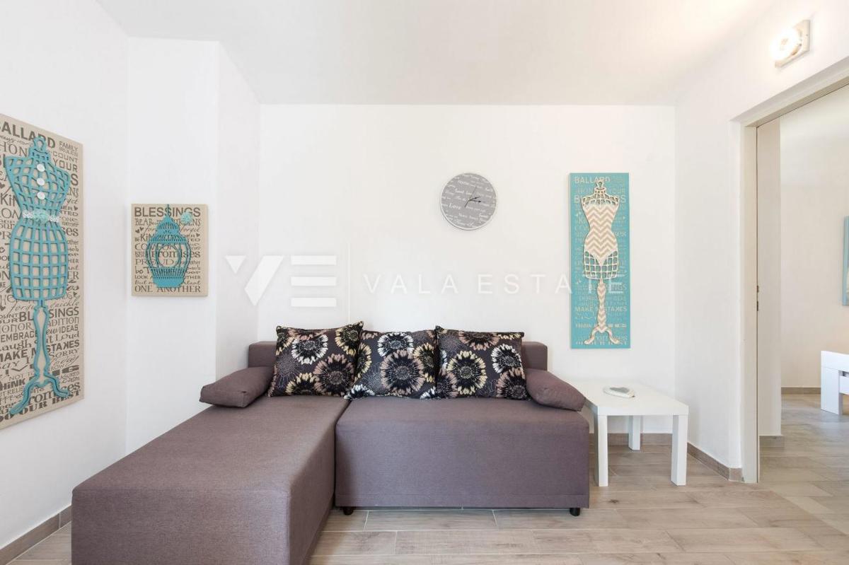 OPREMLJENI APARTMA V BLIŽINI MORJA IN ČUDOVITIH PLAŽ