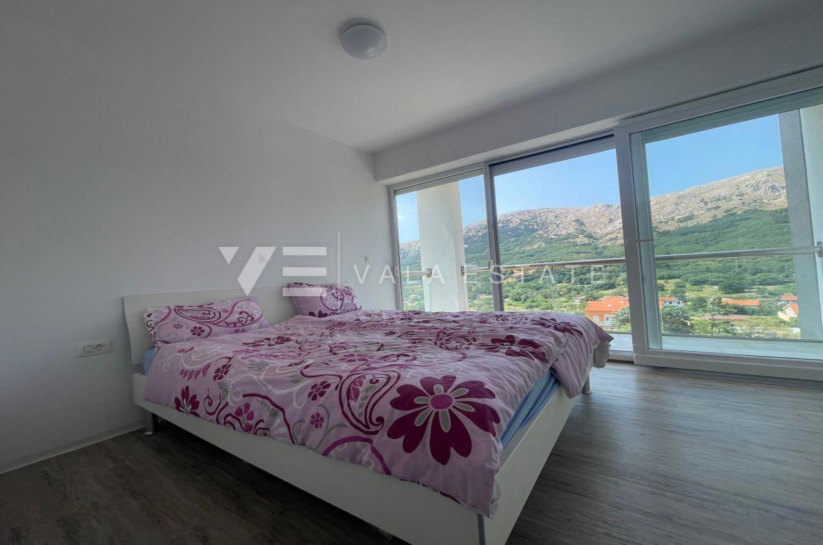 NOVA POL-SAMOSTOJNA HIŠA NA MIRNI LOKACIJI