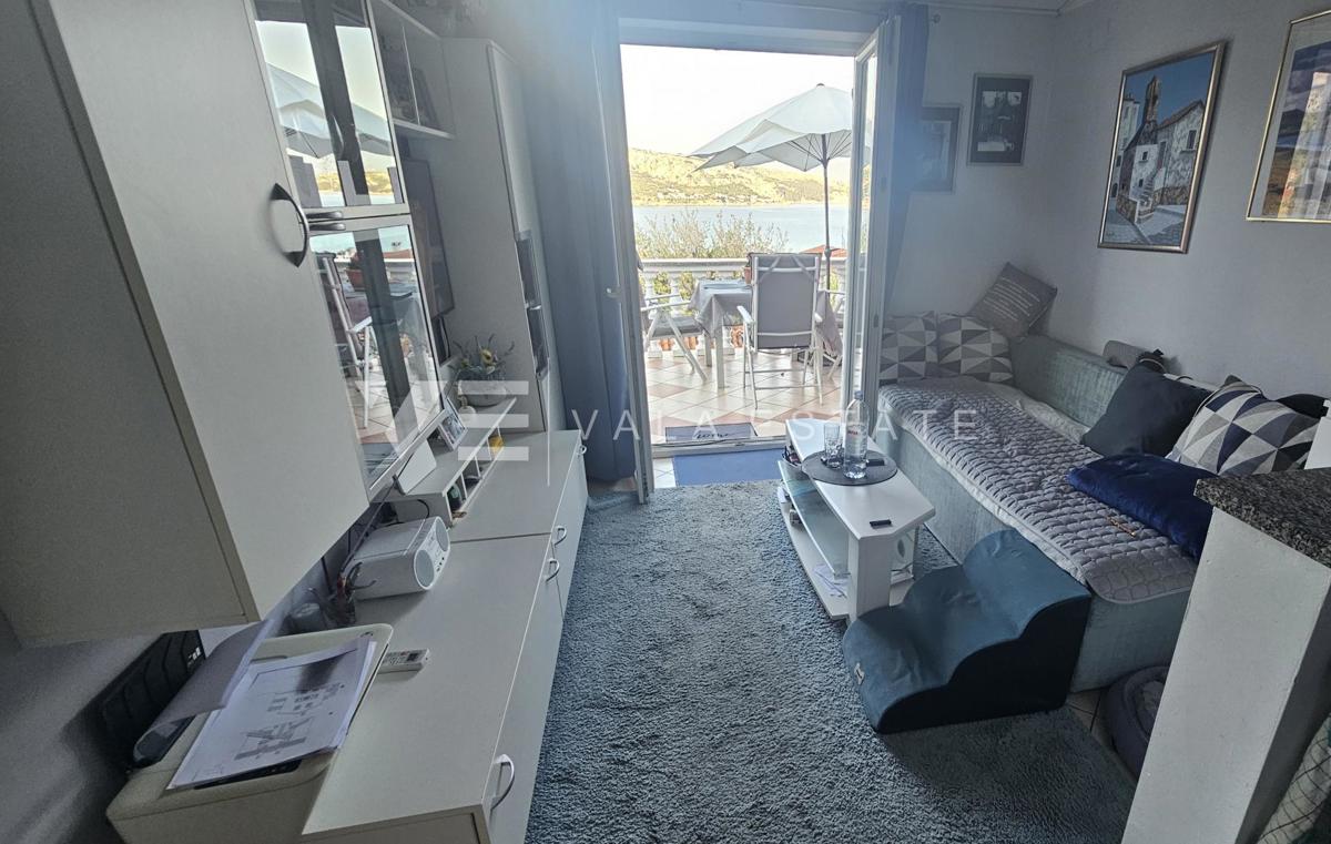 REDKOST V BAŠKI - APARTMA Z ODPRTIM POGLEDOM NA MORJE V BLIŽINI PLAŽE
