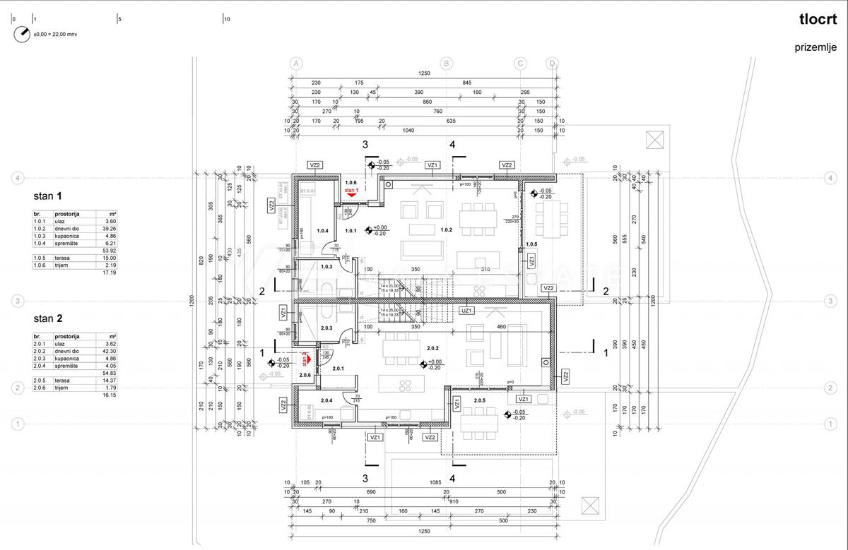MODERNA POL-SAMOSTOJNA HIŠA Z BAZENOM SAMO 200 M DO MORJA
