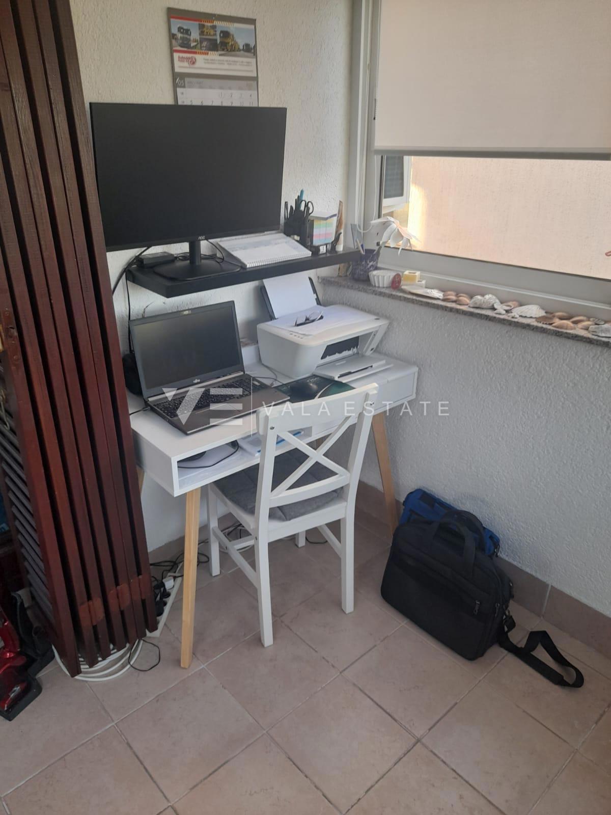 PROSTORNI APARTMA Z VRTOM 500 M OD MORJA