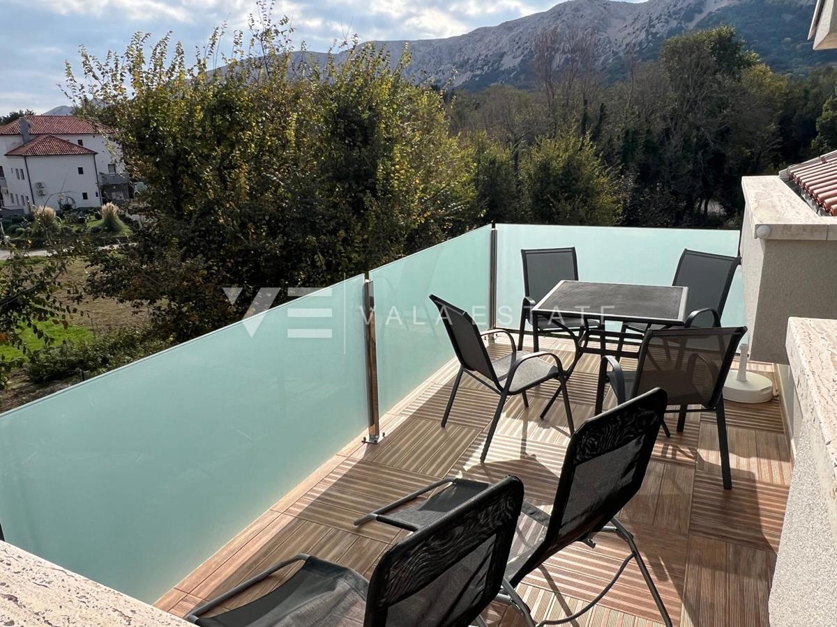 ENOSOBNI APARTMA V BLIŽINI PLAŽE