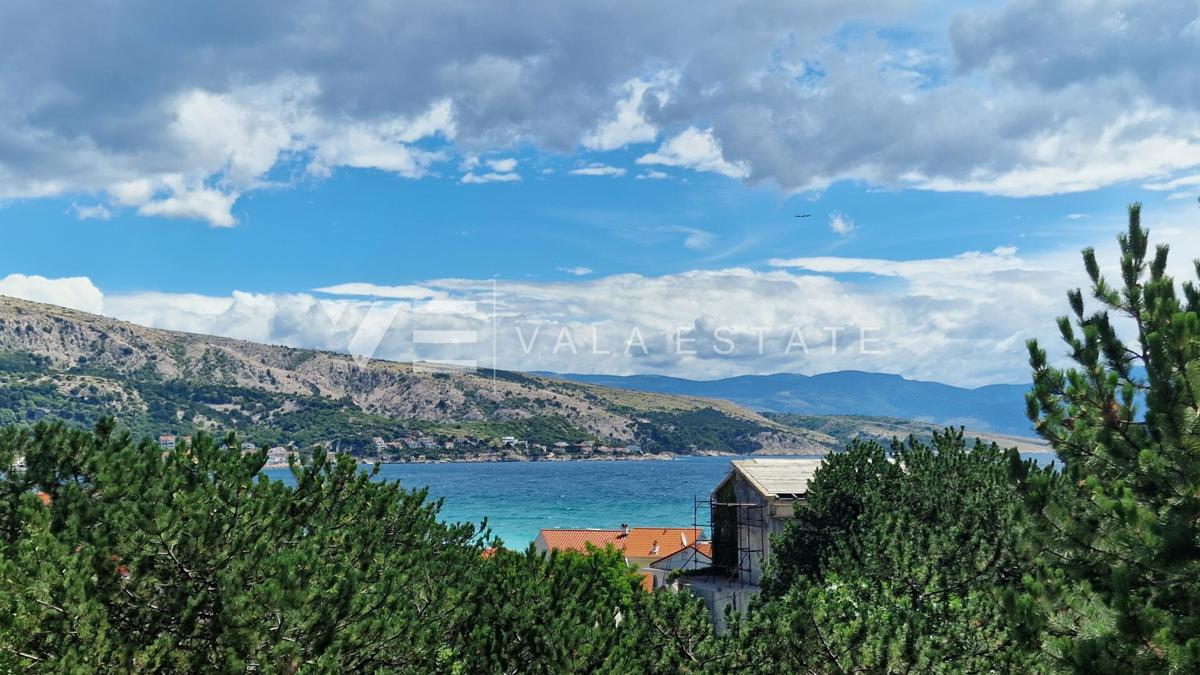 HIŠA S POGLEDOM NA MORJE LE 150 M OD PLAŽE