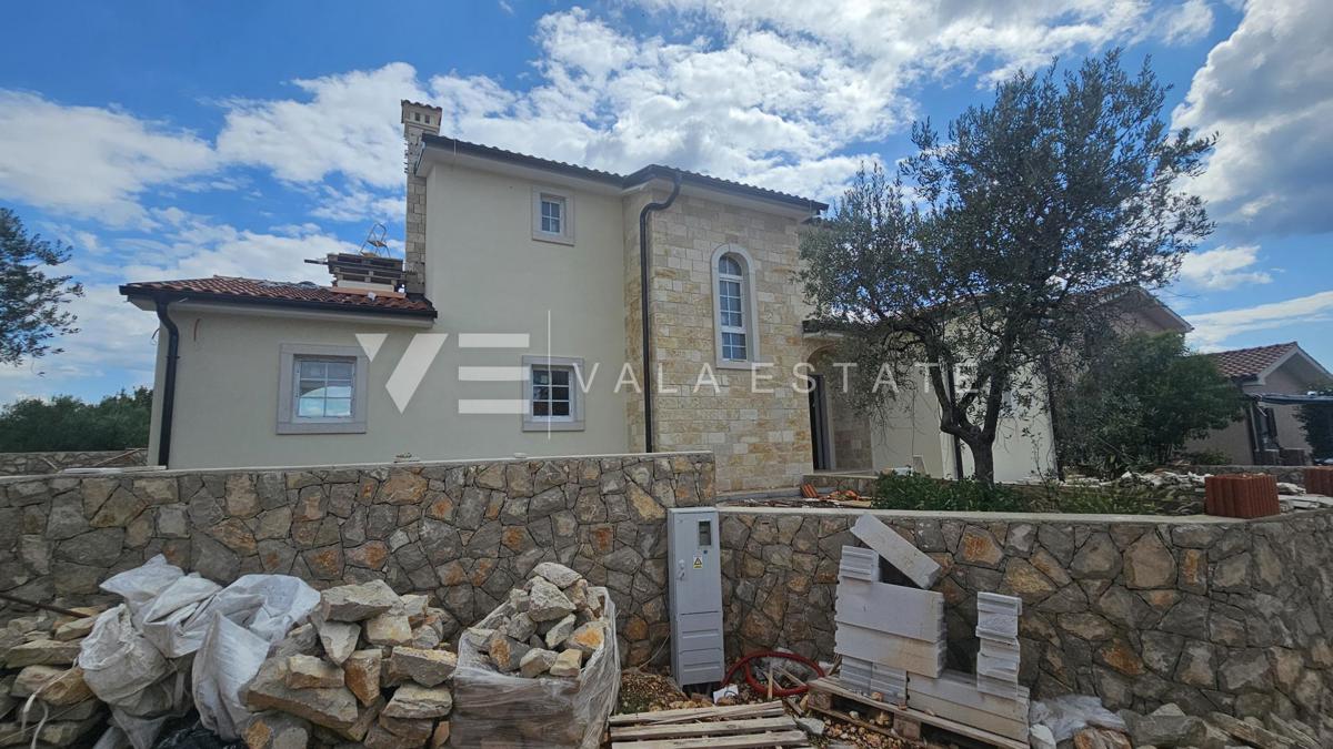 NOVA MEDITERANSKA VILA Z BAZENOM IN POGLEDOM NA MORJE