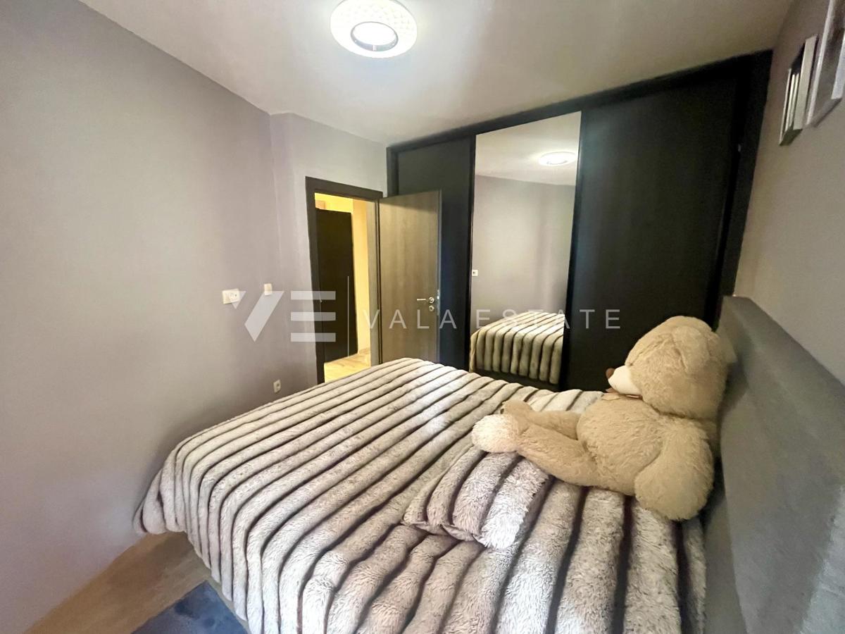 OPREMLJENI APARTMA V BLIŽINI MORJA IN CENTRA