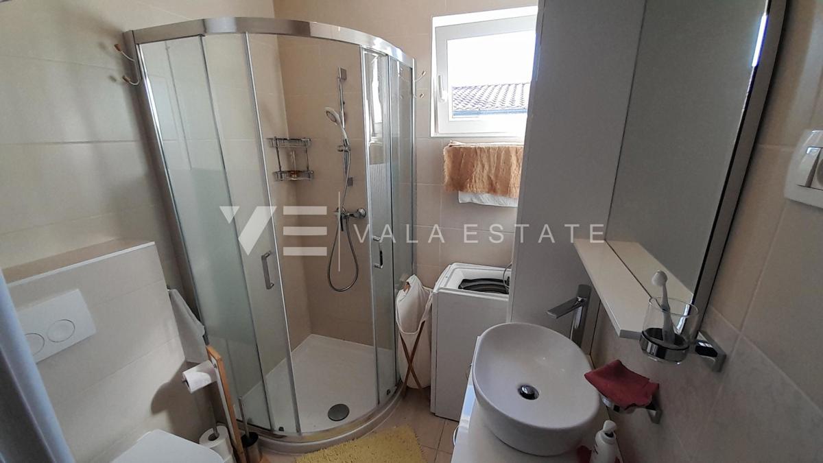 OPREMLJENI APARTMA V BLIŽINI MORJA IN ČUDOVITIH PLAŽ