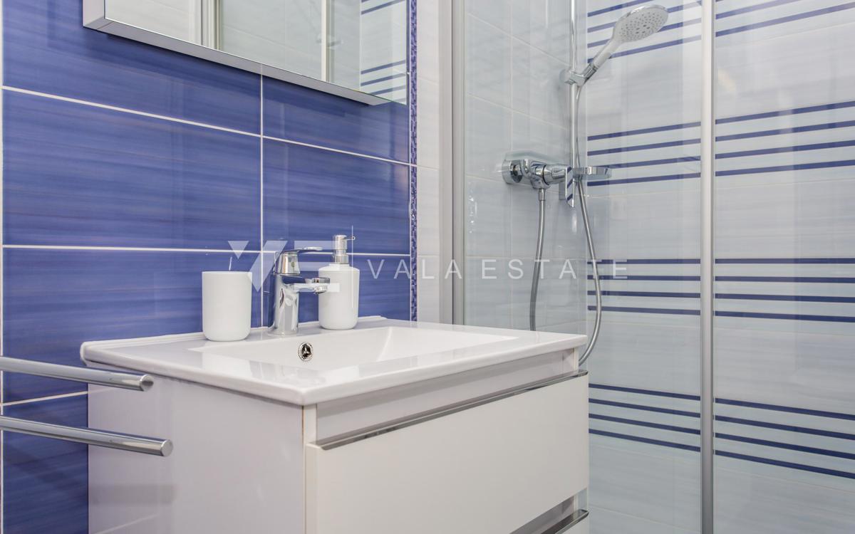 ATRAKTIVNI APARTMA NA ODLIČNI LOKACIJI
