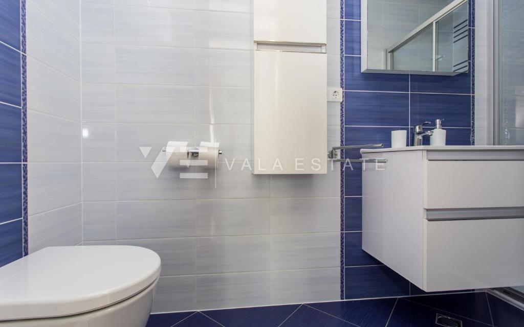 ATRAKTIVNI APARTMA NA ODLIČNI LOKACIJI