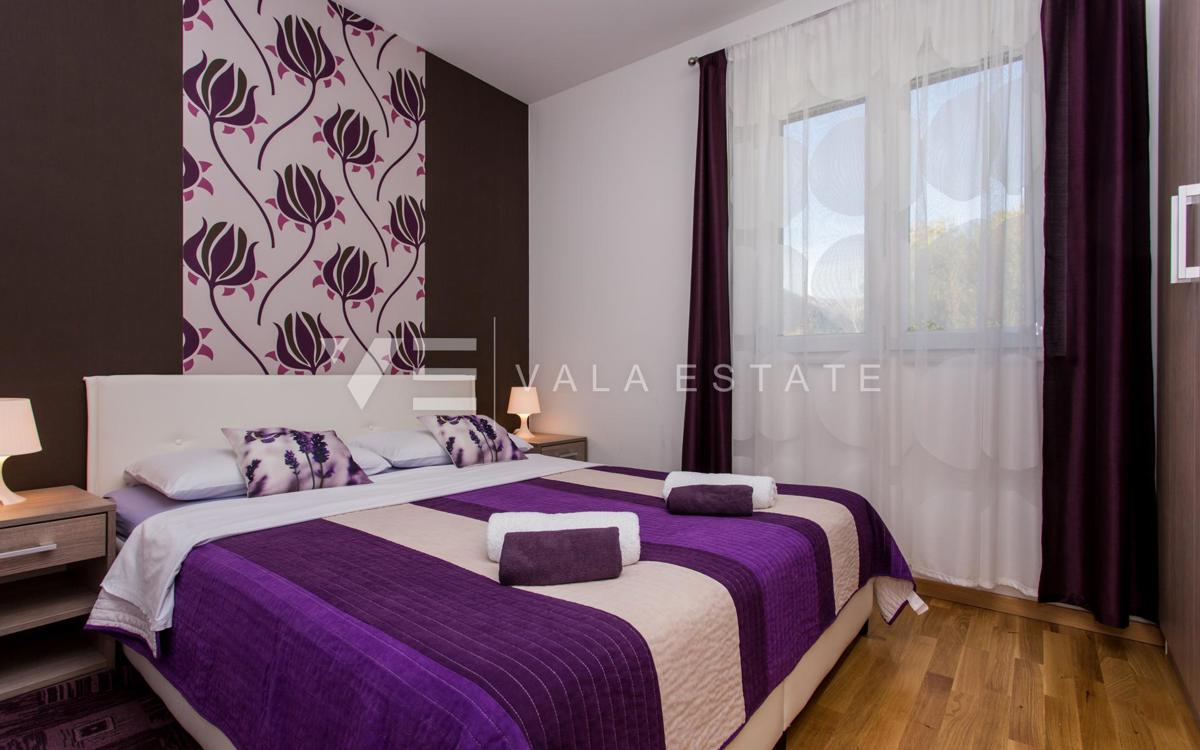 ATRAKTIVNI APARTMA NA ODLIČNI LOKACIJI