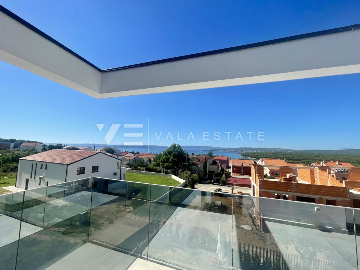 DVOETAŽNI APARTMA V NOVOGRADNJI S POGLEDOM NA MORJE