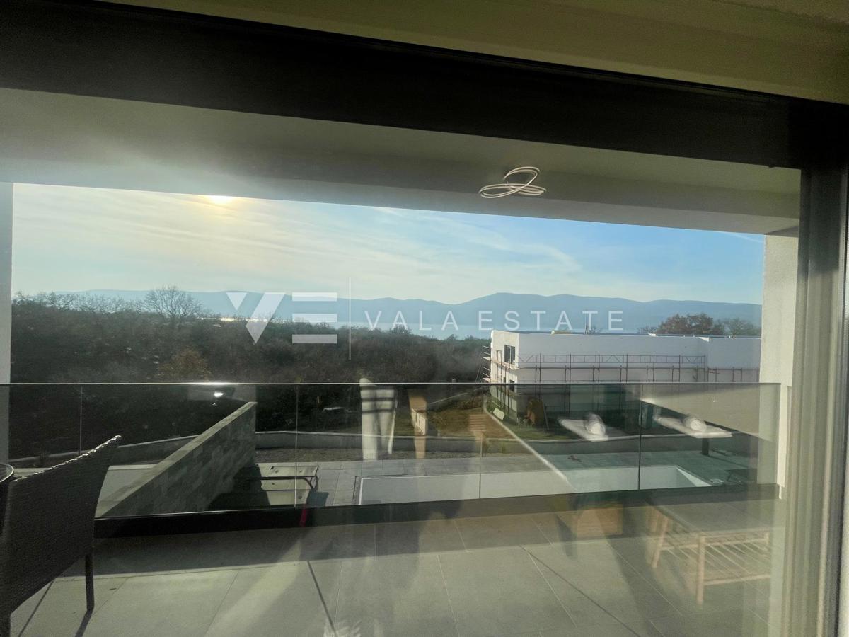 NOVA MODERNA DVOJNA HIŠA Z BAZENOM IN POGLEDOM NA MORJE