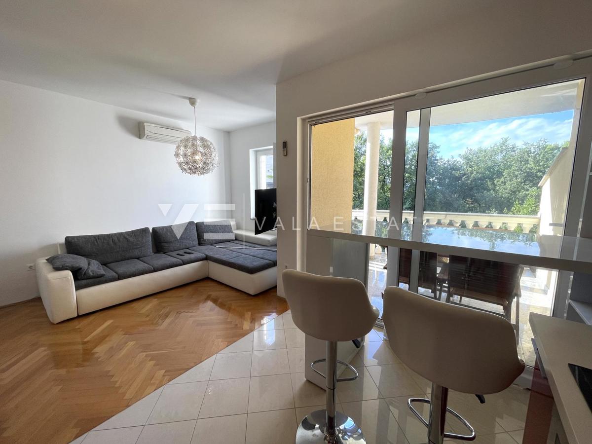 APARTMA NA MIRNI LOKACIJI V BLIŽINI MORJA
