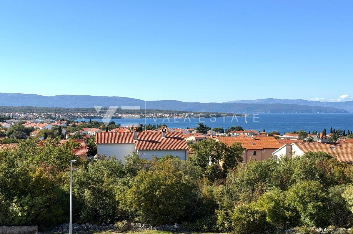 MODERNI APARTMA Z POGLEDOM NA MORJE V BLIŽINI PLAŽE