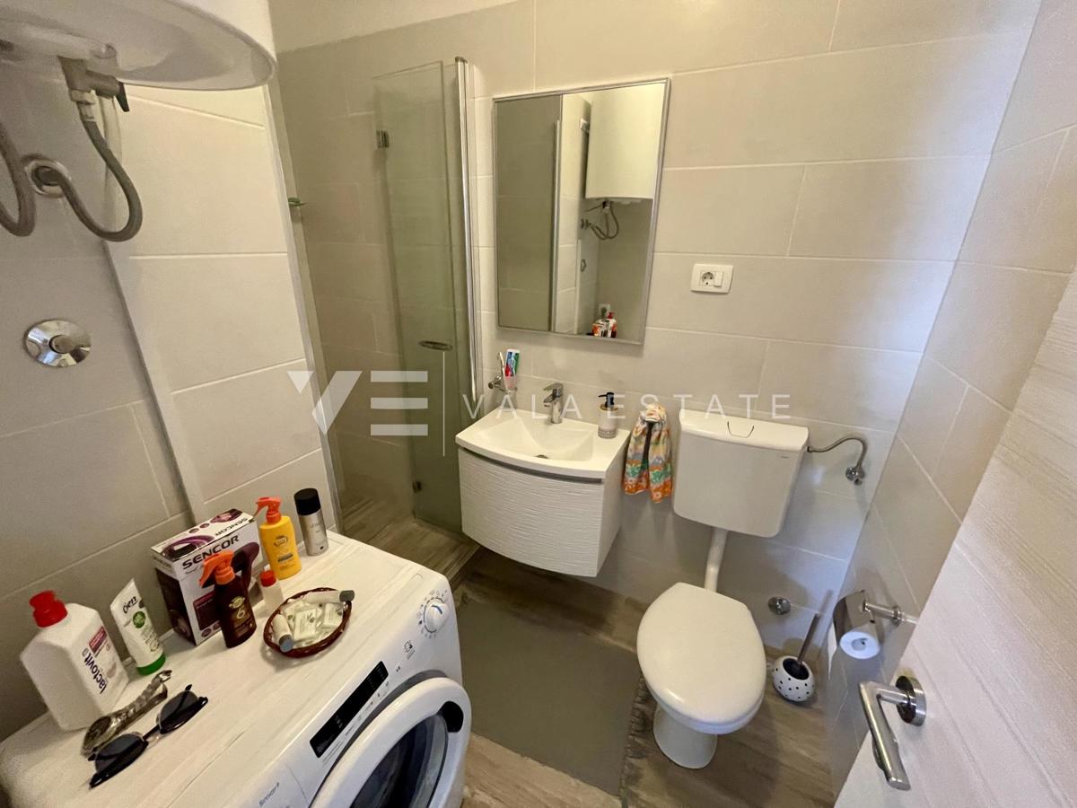 OPREMLJENI APARTMA NA MIRNI LOKACIJI