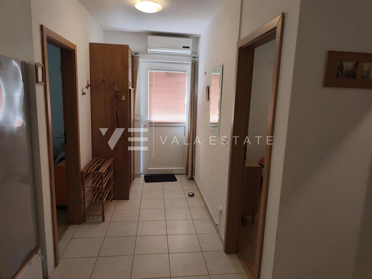 PRITLIČNI APARTMA Z VRTOM NA ODLIČNI LOKACIJI