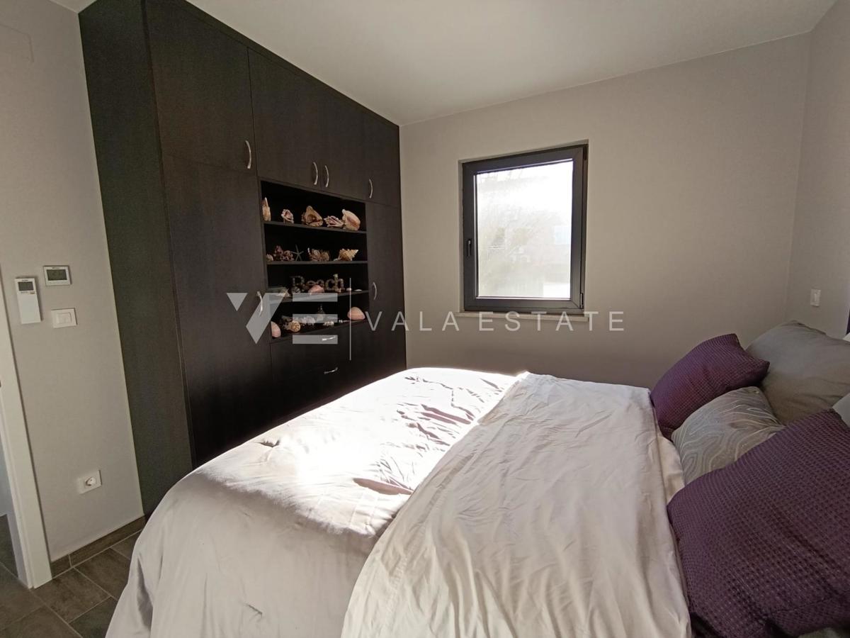 DVOSOBNI APARTMA V BLIŽINI MORJA IN CENTRA