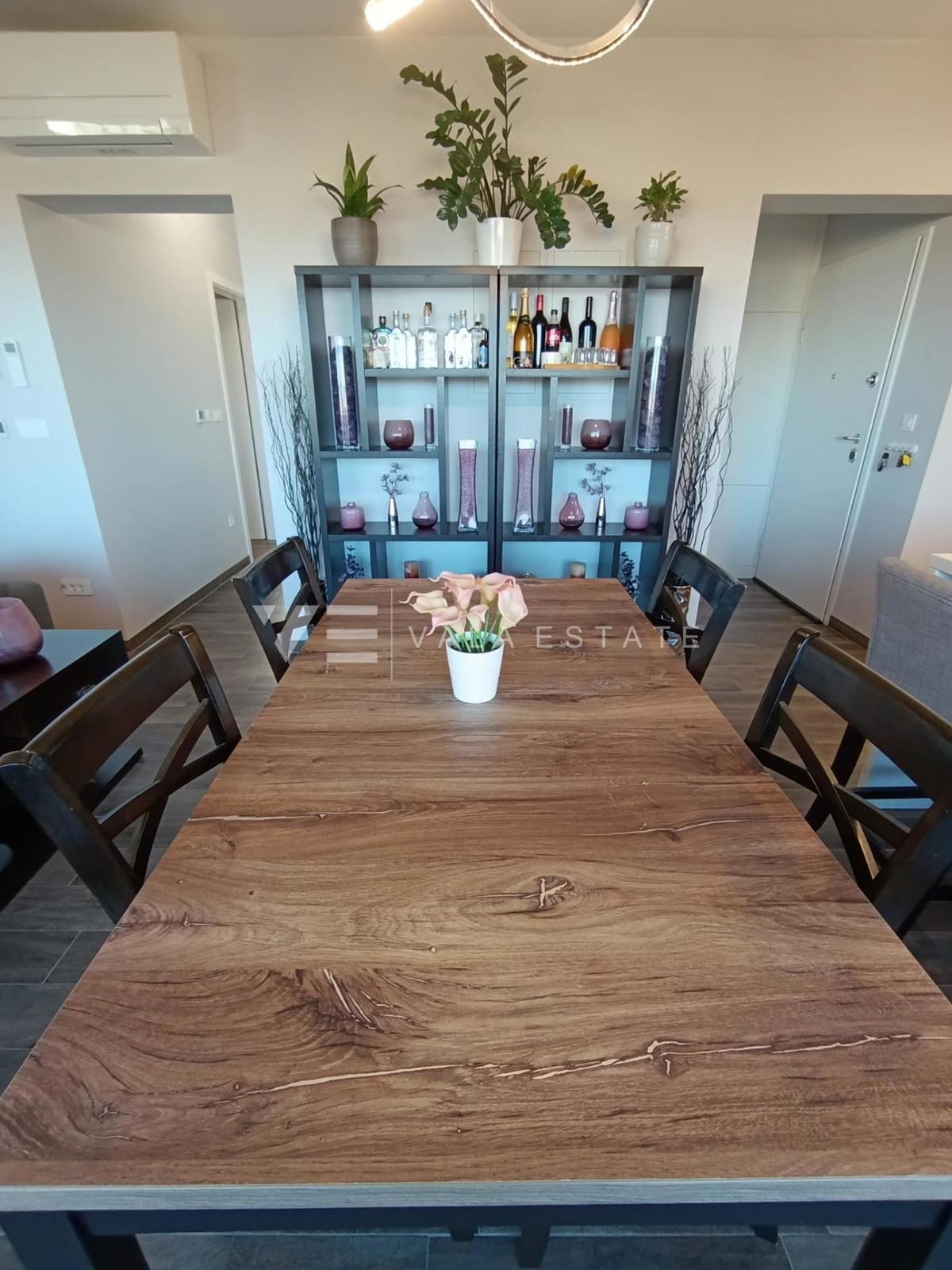 DVOSOBNI APARTMA V BLIŽINI MORJA IN CENTRA