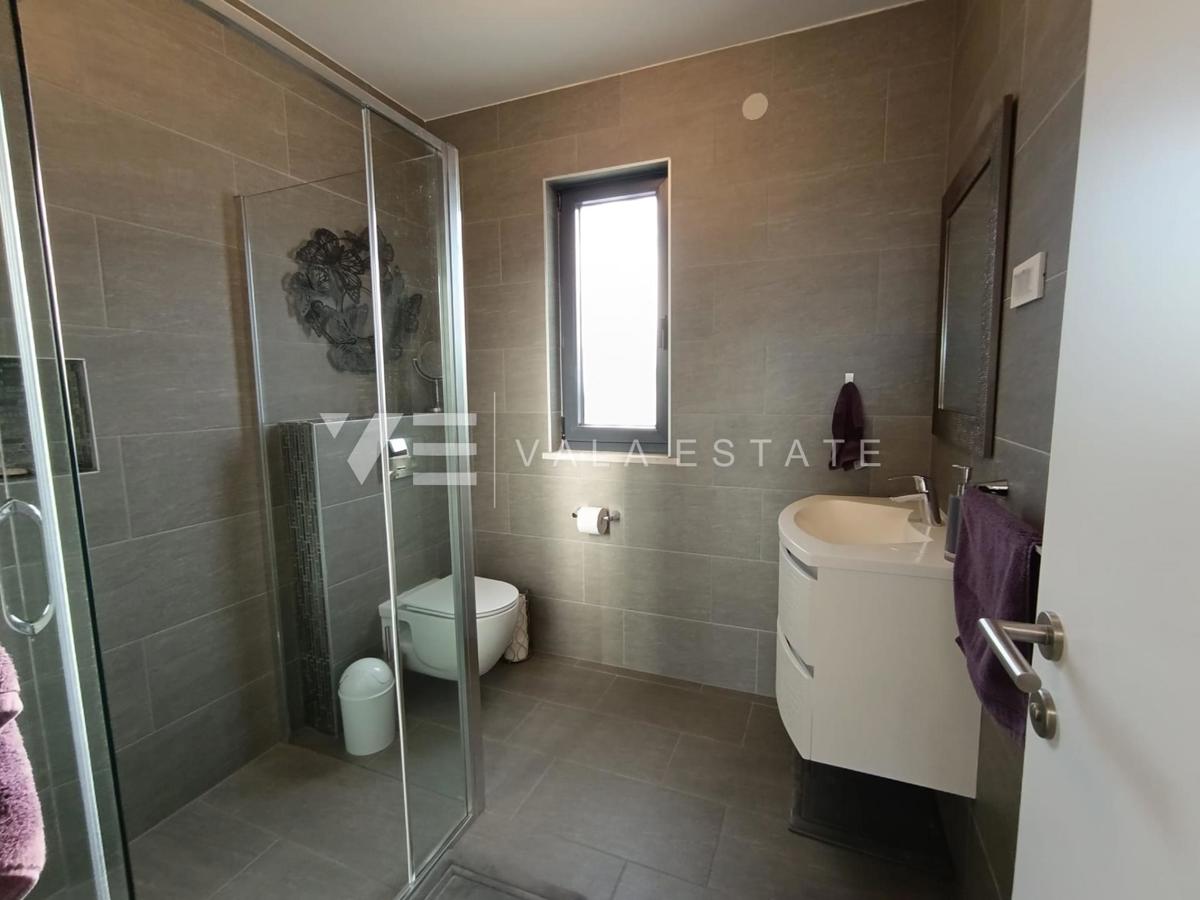 DVOSOBNI APARTMA V BLIŽINI MORJA IN CENTRA