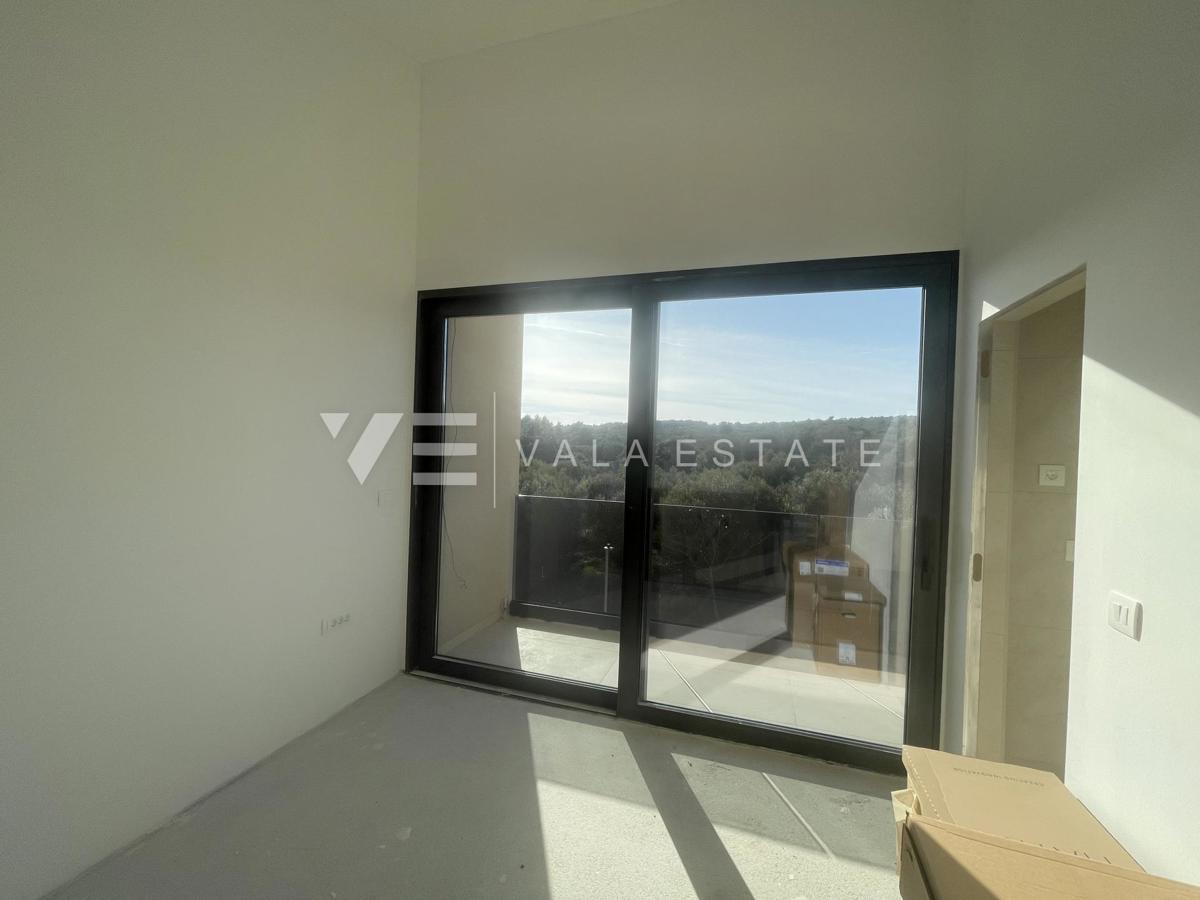 NOVI APARTMA NA ATRAKTIVNI LOKACIJI