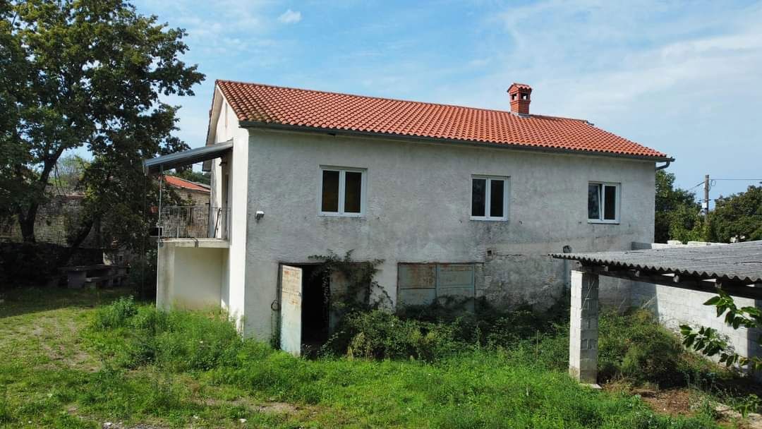 Hiša Žminj, 300m2