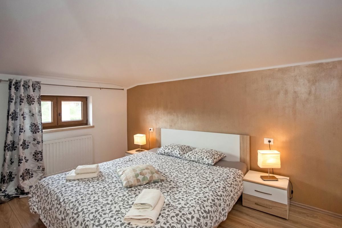 Hiša Rovinj, 385m2