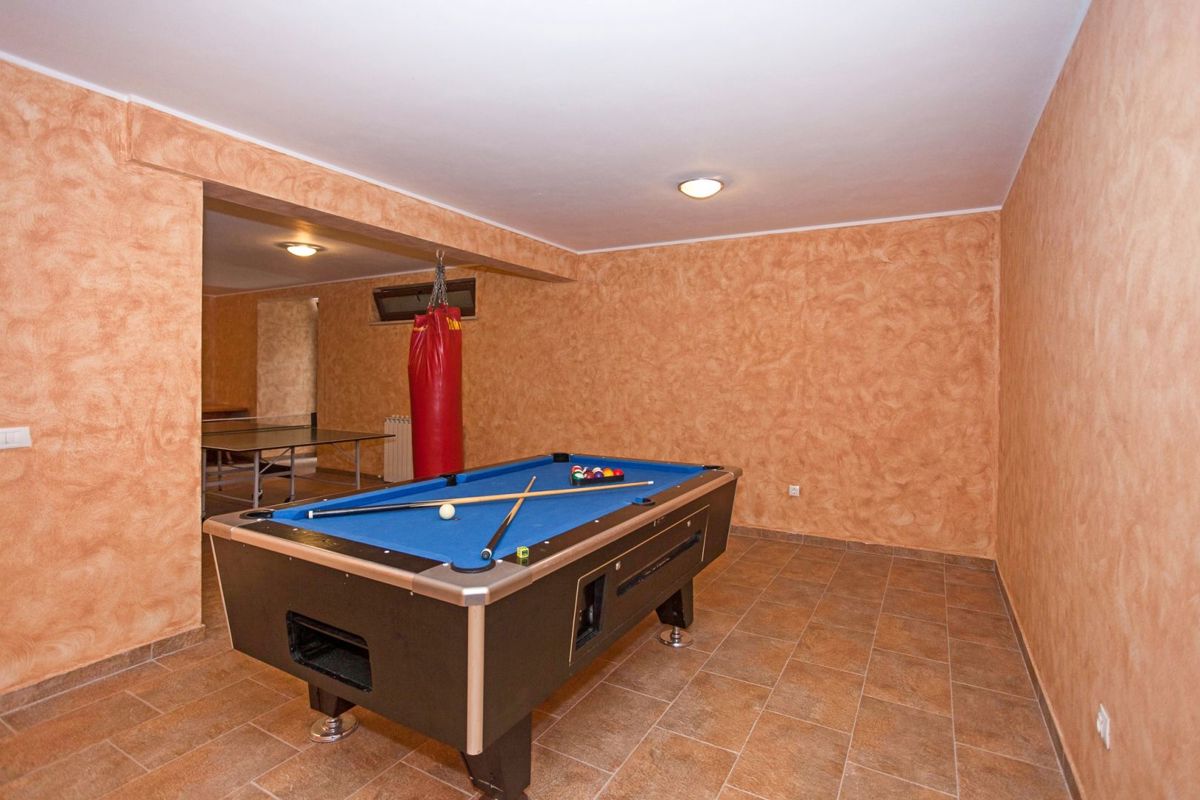 Hiša Rovinj, 385m2