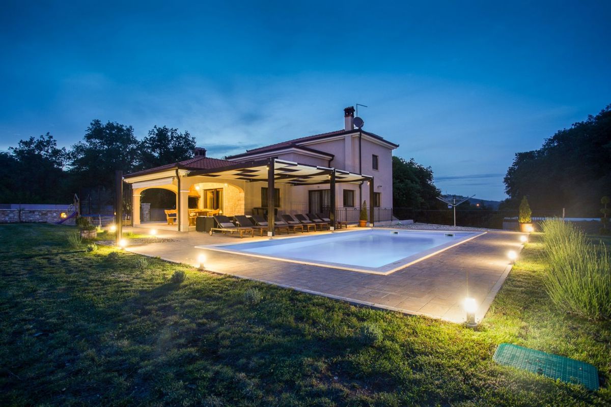 Hiša Rovinj, 385m2