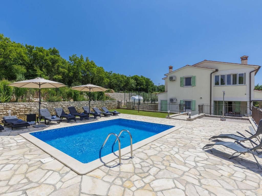 Istra, Labin, prodamo 2 vili z bazenom v idiličnem okolju!