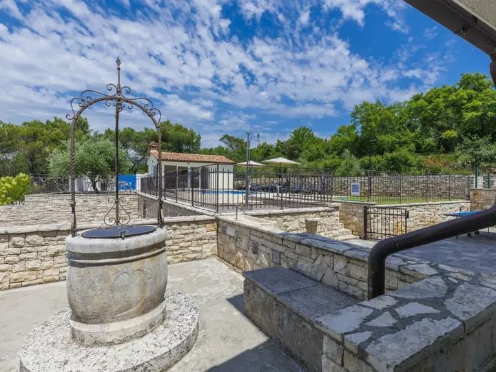 Istra, Labin, prodamo 2 vili z bazenom v idiličnem okolju!