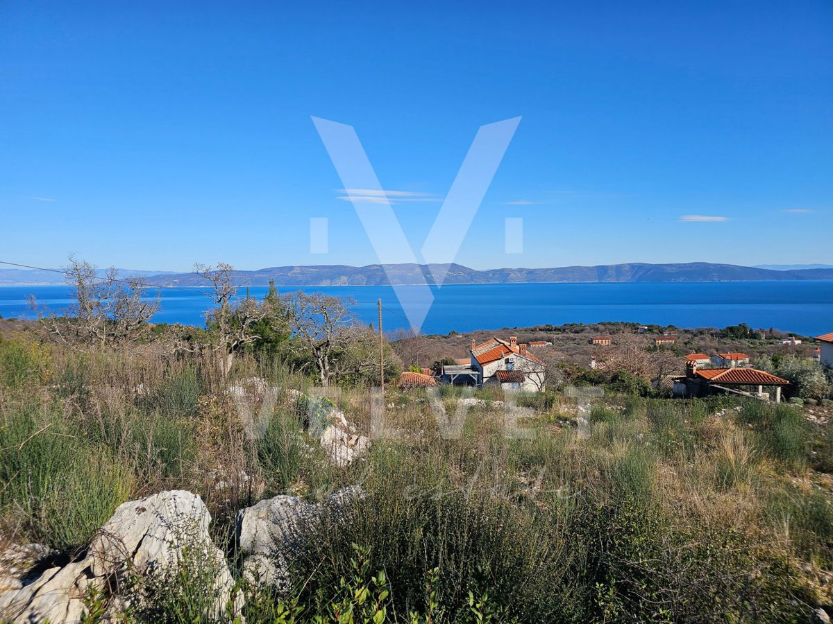 Zemljišče Labin, 1.085m2