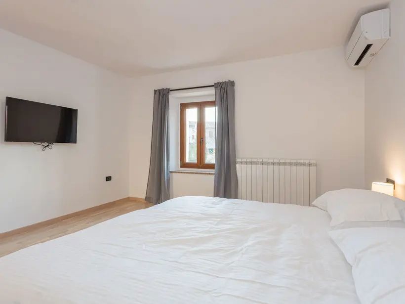 Hiša Brtonigla, 240m2