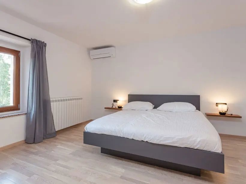 Hiša Brtonigla, 240m2