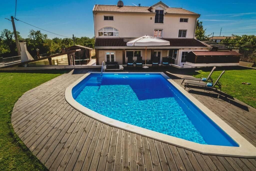 Hiša Rovinj, 420m2