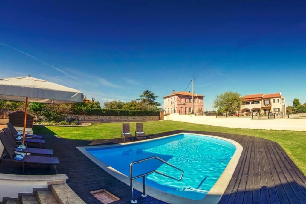 Hiša Rovinj, 420m2