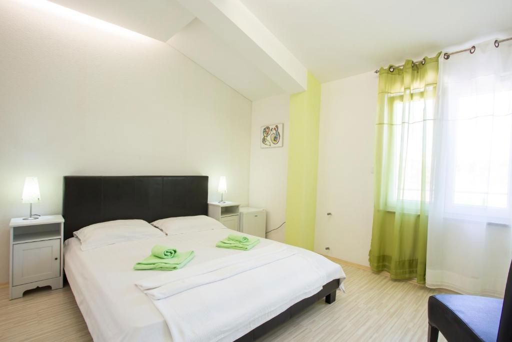 Apartmajska hiša s poslovnim prostorom, Fažana